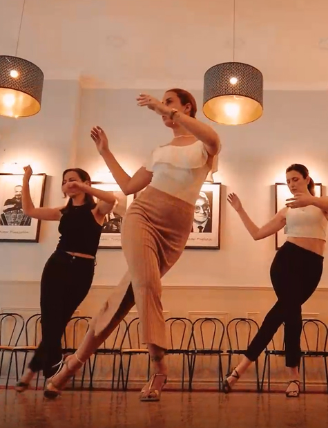 Accademia El Rio del Tango, Vomero